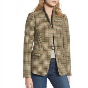 J.CREW Regent Blazer Moon Luxury Fabric England
Size 8 100% houndstooth Wool